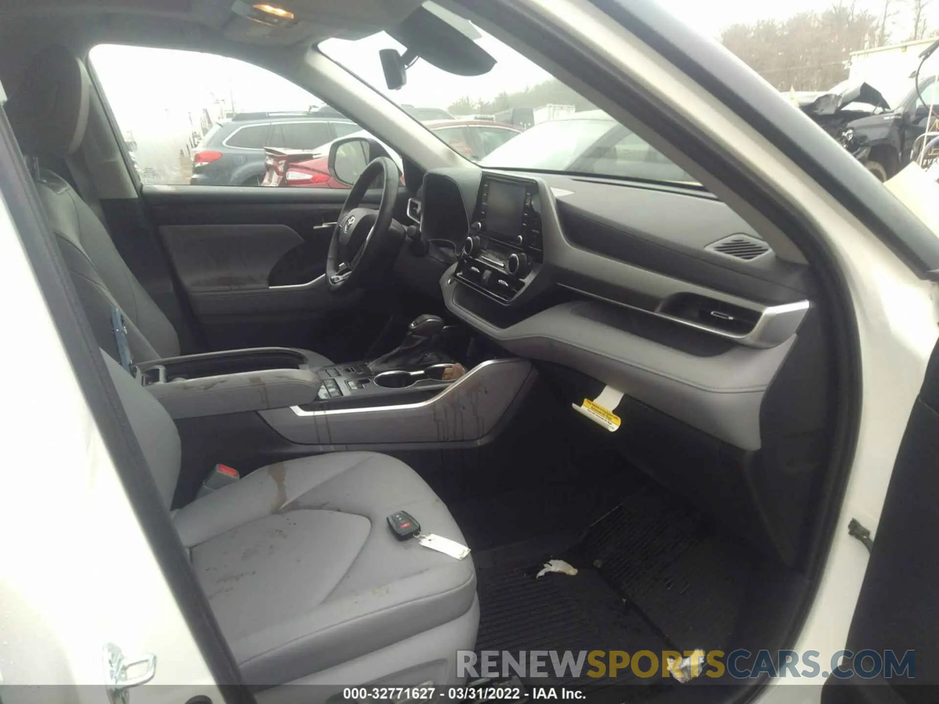 5 fotografías del automóvil dañado 5TDGZRBH7MS070805 TOYOTA HIGHLANDER 2021