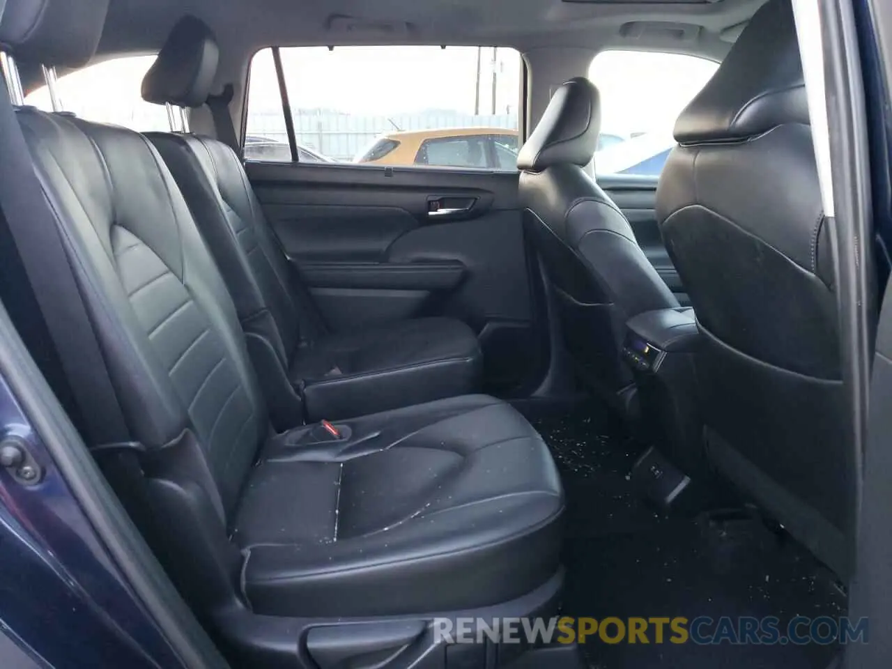 11 fotografías del automóvil dañado 5TDGZRBH7MS525376 TOYOTA HIGHLANDER 2021