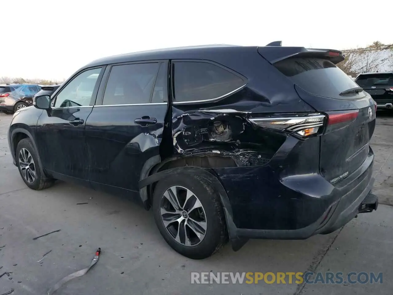 2 fotografías del automóvil dañado 5TDGZRBH7MS525376 TOYOTA HIGHLANDER 2021