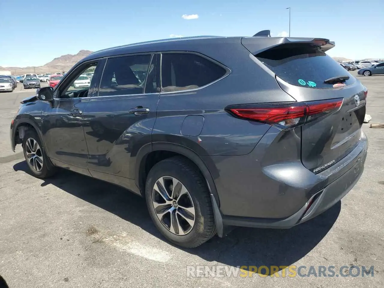 2 fotografías del automóvil dañado 5TDGZRBH7MS526480 TOYOTA HIGHLANDER 2021