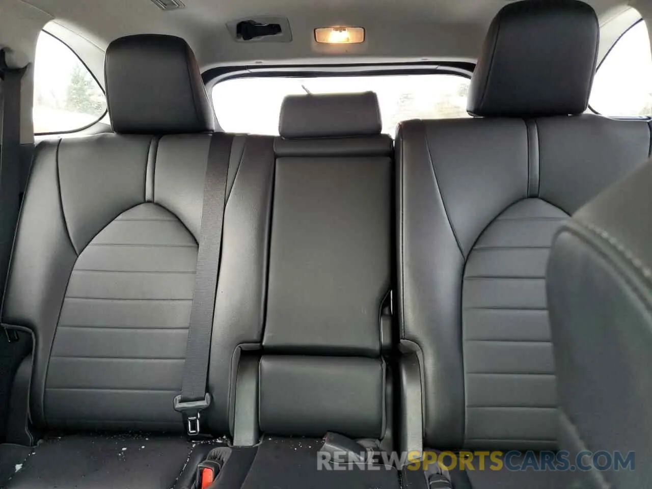 10 fotografías del automóvil dañado 5TDGZRBH7MS529976 TOYOTA HIGHLANDER 2021