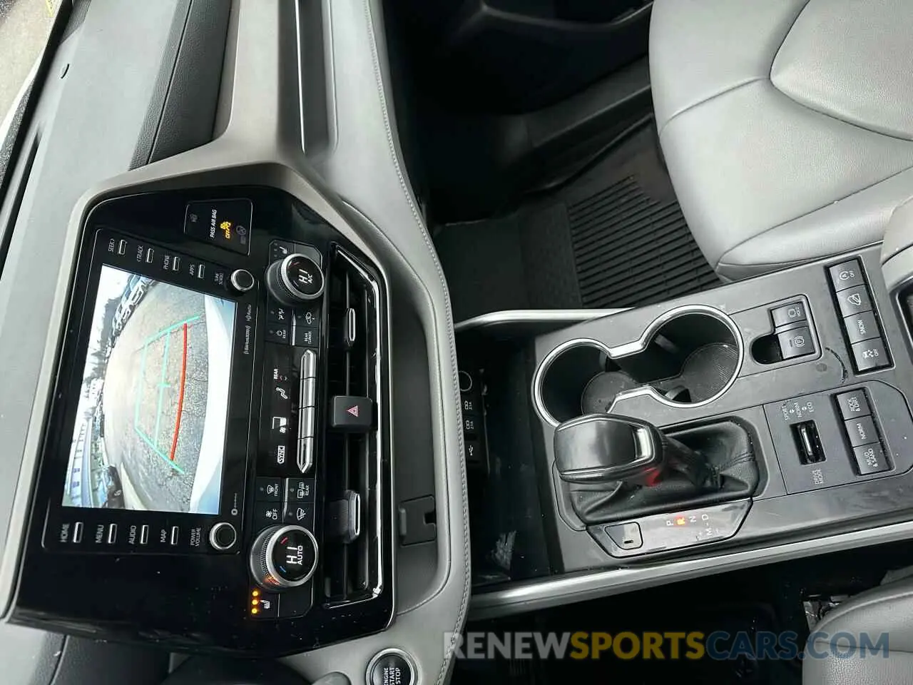 9 fotografías del automóvil dañado 5TDGZRBH7MS531422 TOYOTA HIGHLANDER 2021