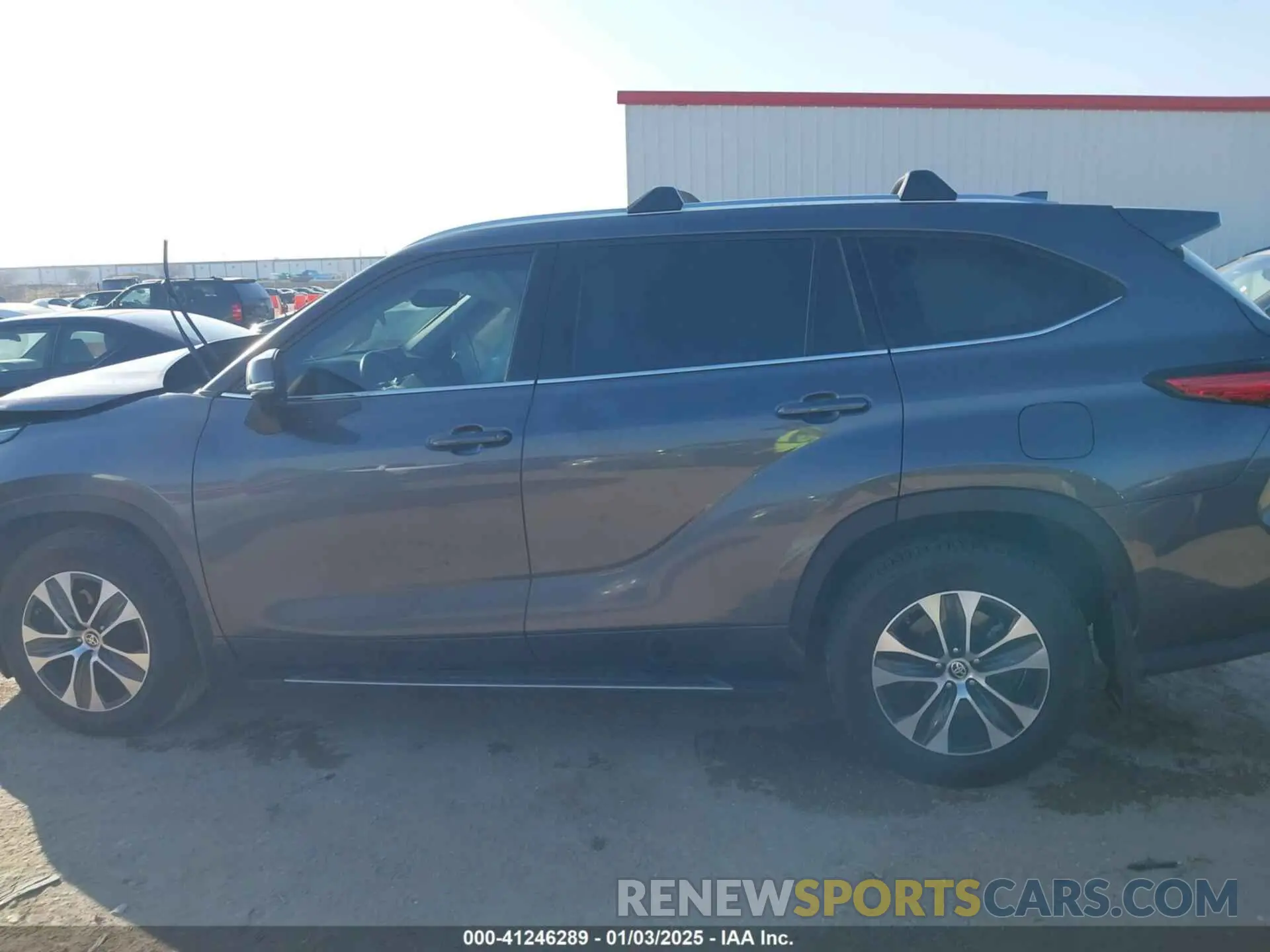 14 fotografías del automóvil dañado 5TDGZRBH7MS540086 TOYOTA HIGHLANDER 2021