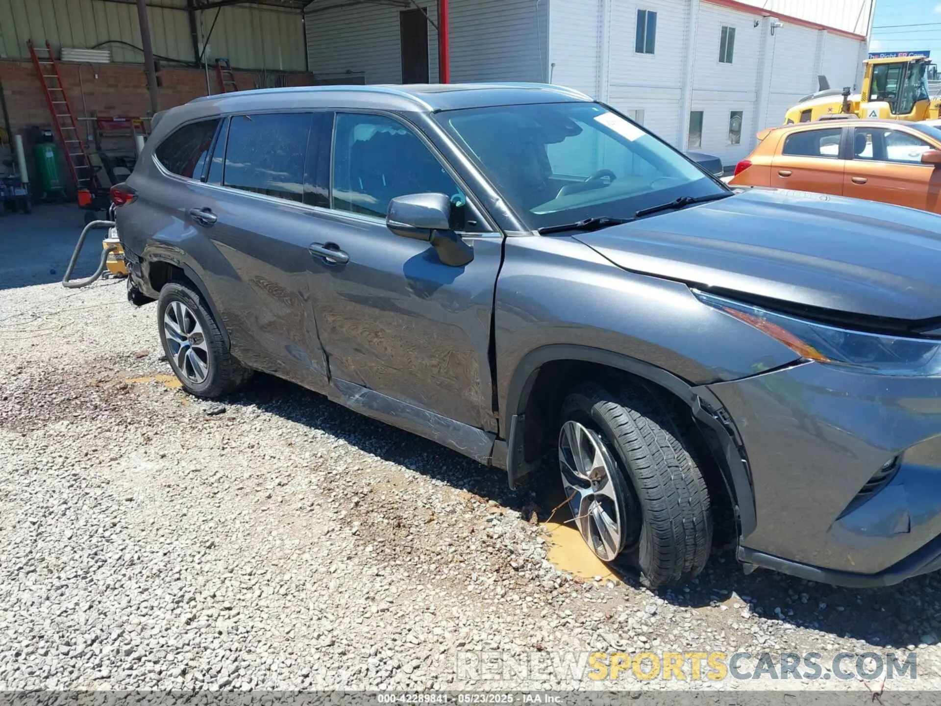 6 fotografías del automóvil dañado 5TDGZRBH8MS117999 TOYOTA HIGHLANDER 2021