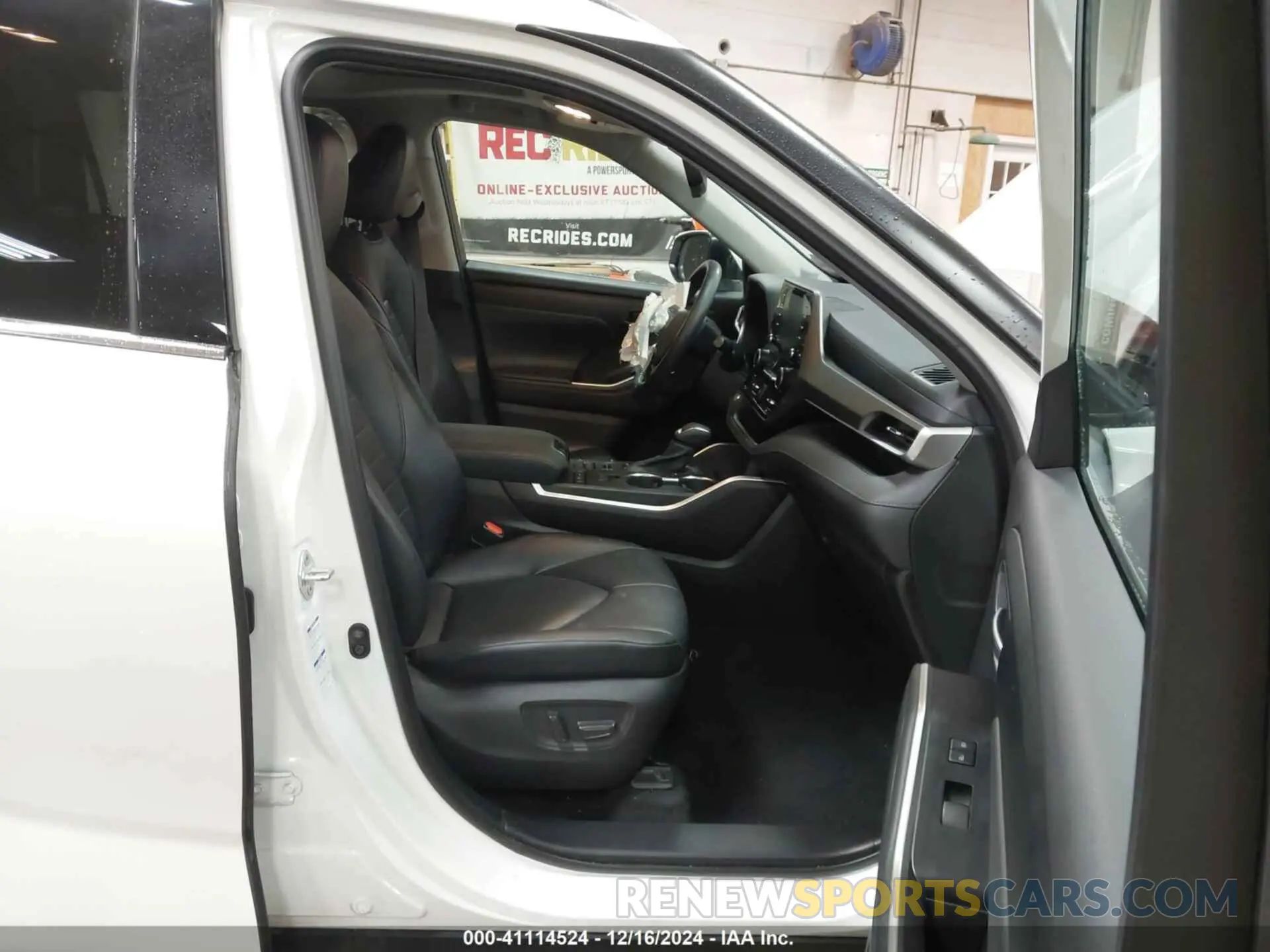 5 fotografías del automóvil dañado 5TDGZRBH8MS135791 TOYOTA HIGHLANDER 2021