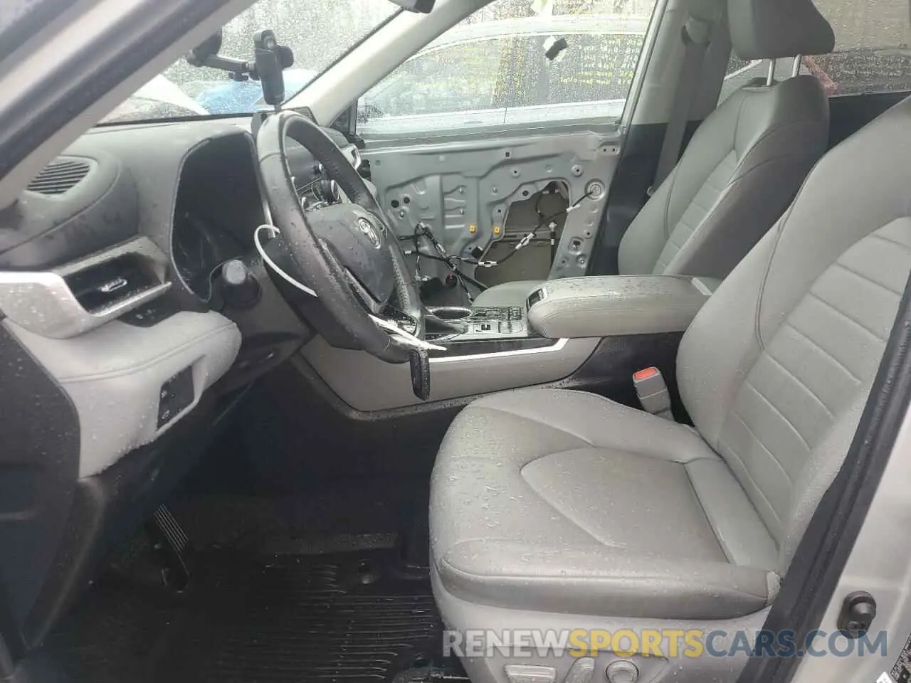 7 fotografías del automóvil dañado 5TDGZRBH8MS548035 TOYOTA HIGHLANDER 2021