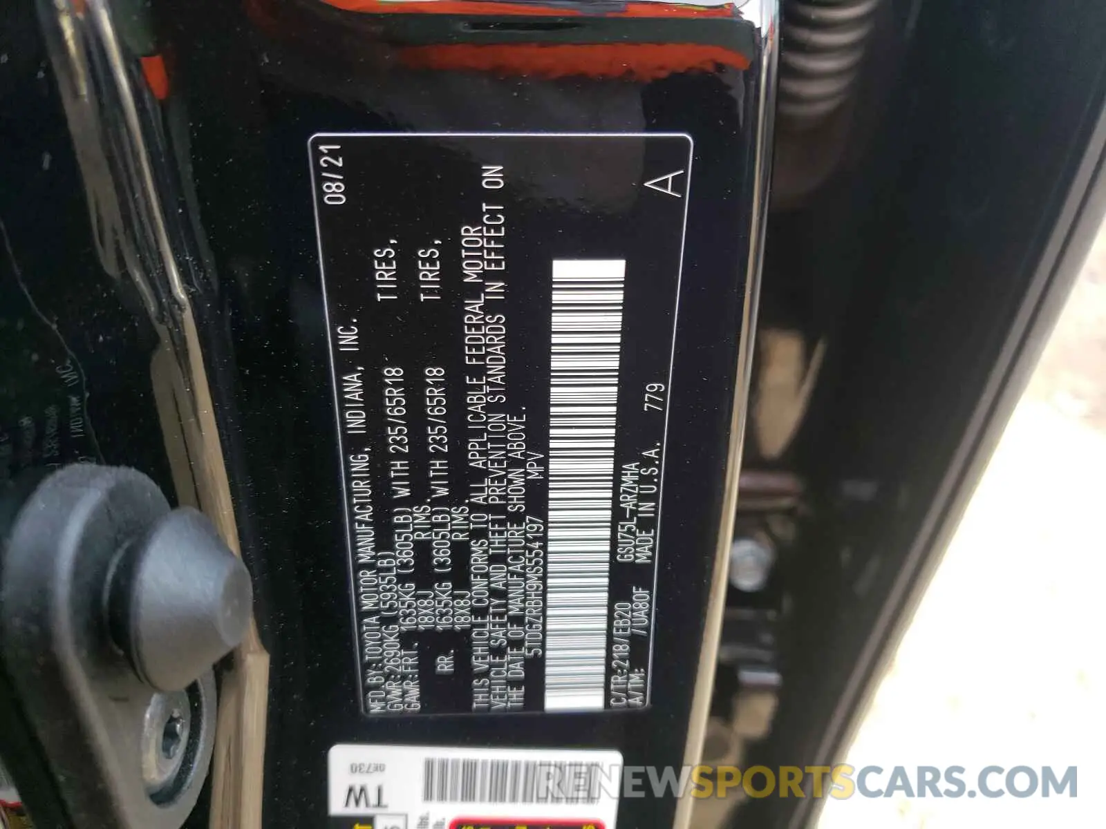 10 fotografías del automóvil dañado 5TDGZRBH9MS554197 TOYOTA HIGHLANDER 2021