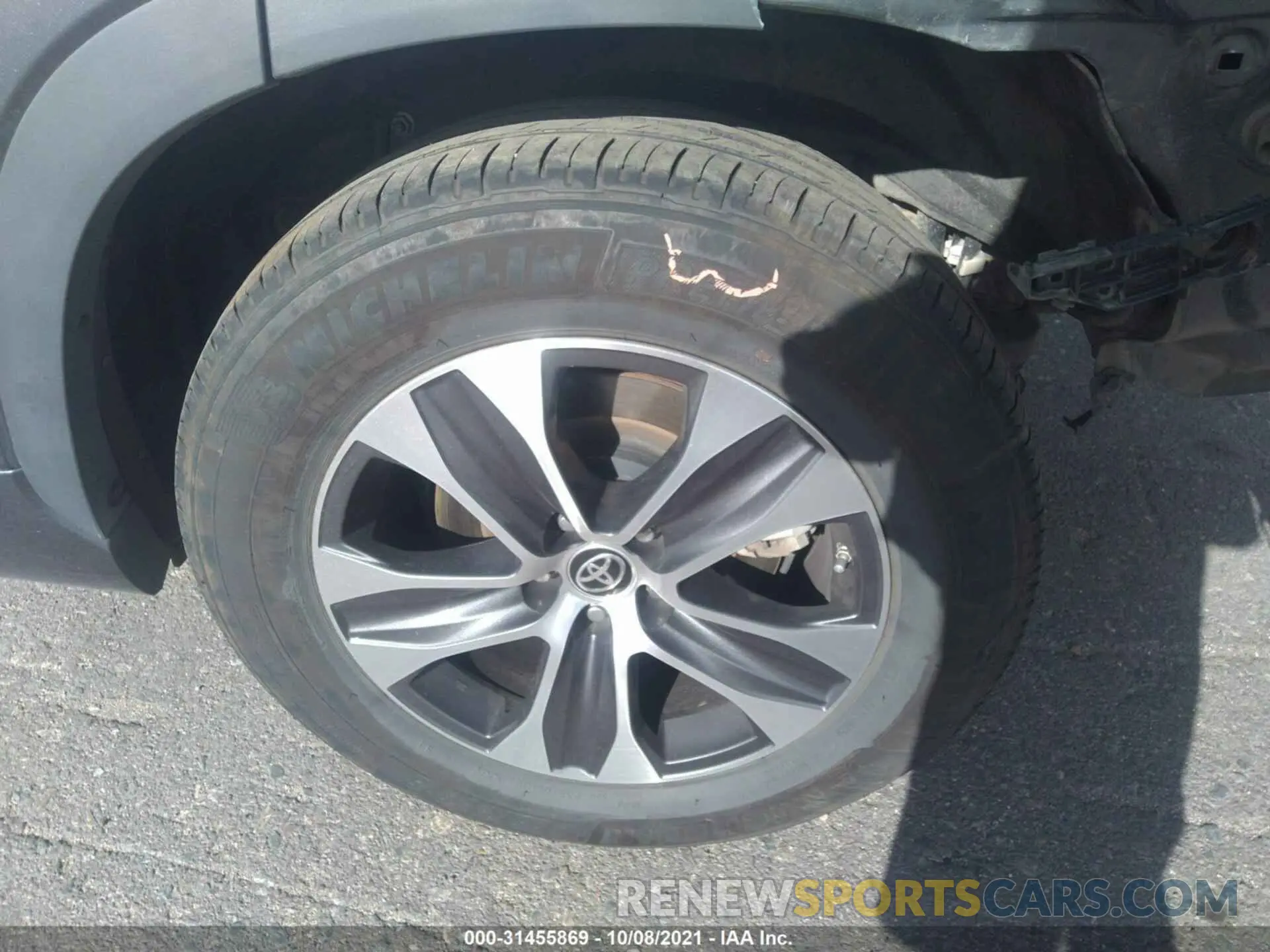 13 fotografías del automóvil dañado 5TDGZRBHXMS070541 TOYOTA HIGHLANDER 2021