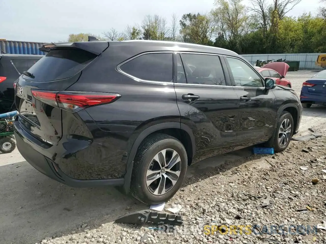 3 fotografías del automóvil dañado 5TDGZRBHXMS074492 TOYOTA HIGHLANDER 2021