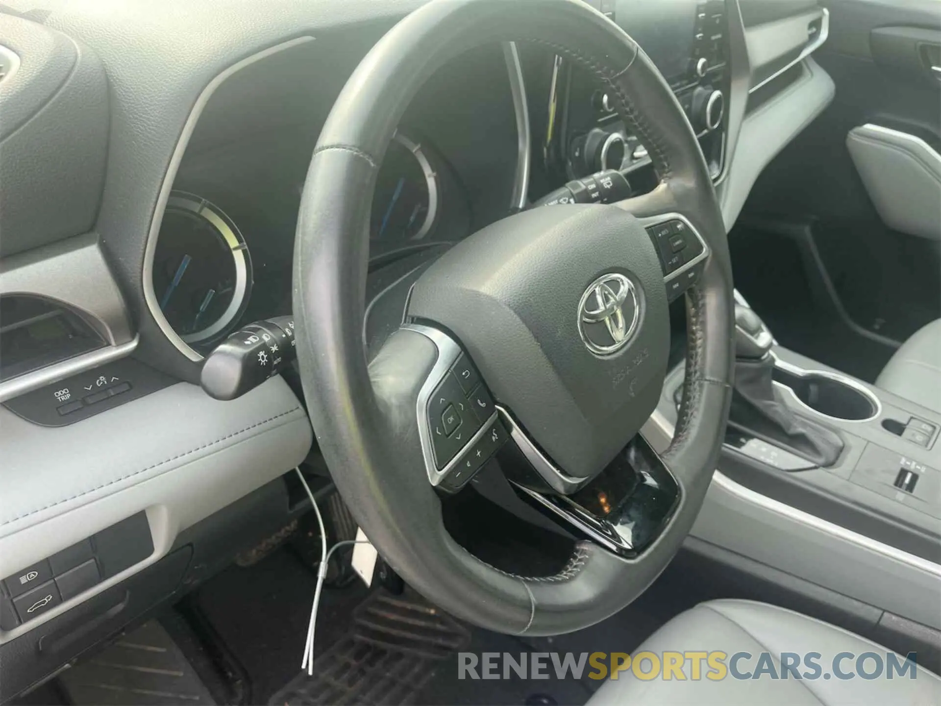 31 fotografías del automóvil dañado 5TDHARAH5MS509092 TOYOTA HIGHLANDER 2021