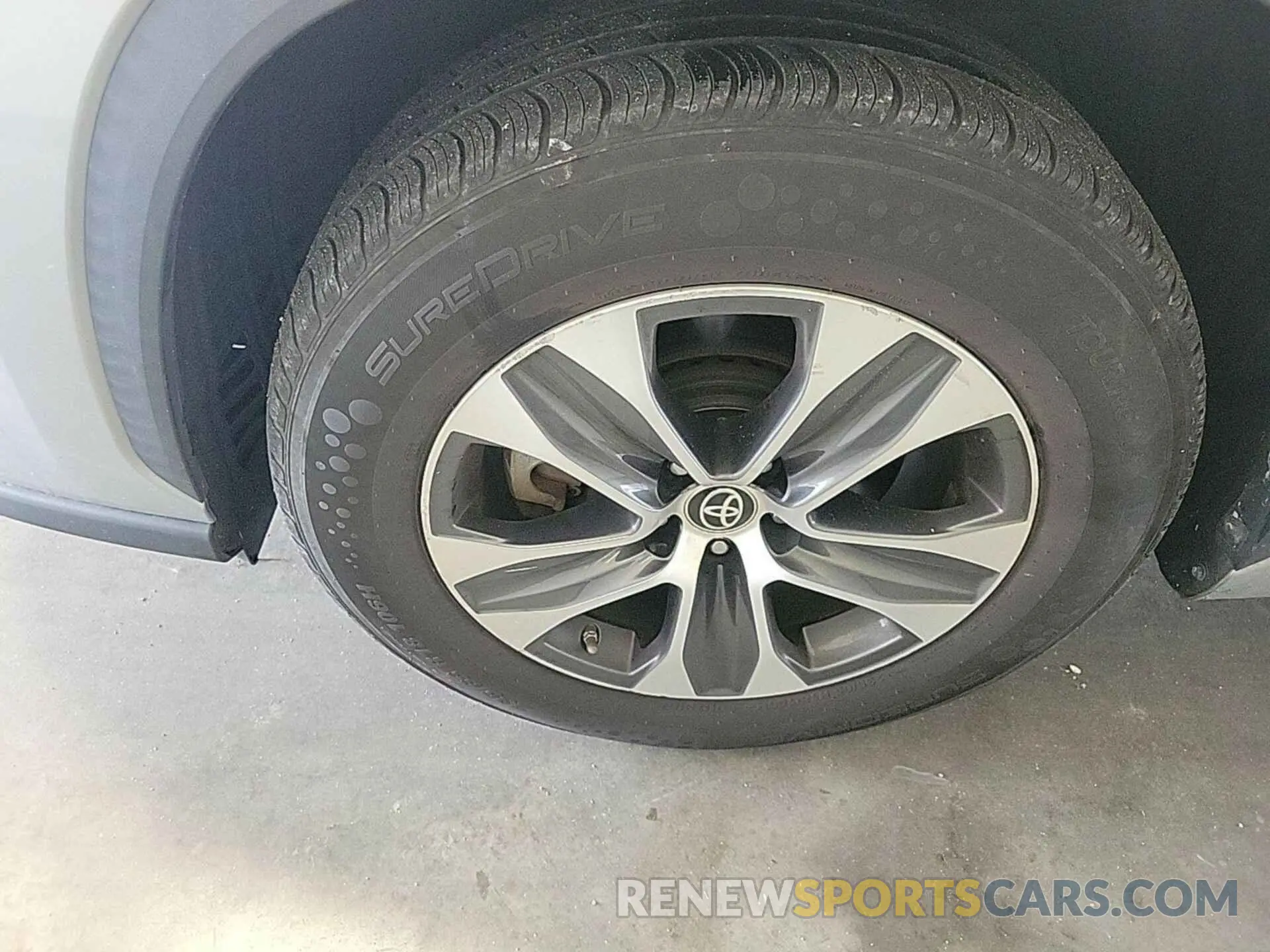 8 fotografías del automóvil dañado 5TDHARAH5MS509092 TOYOTA HIGHLANDER 2021