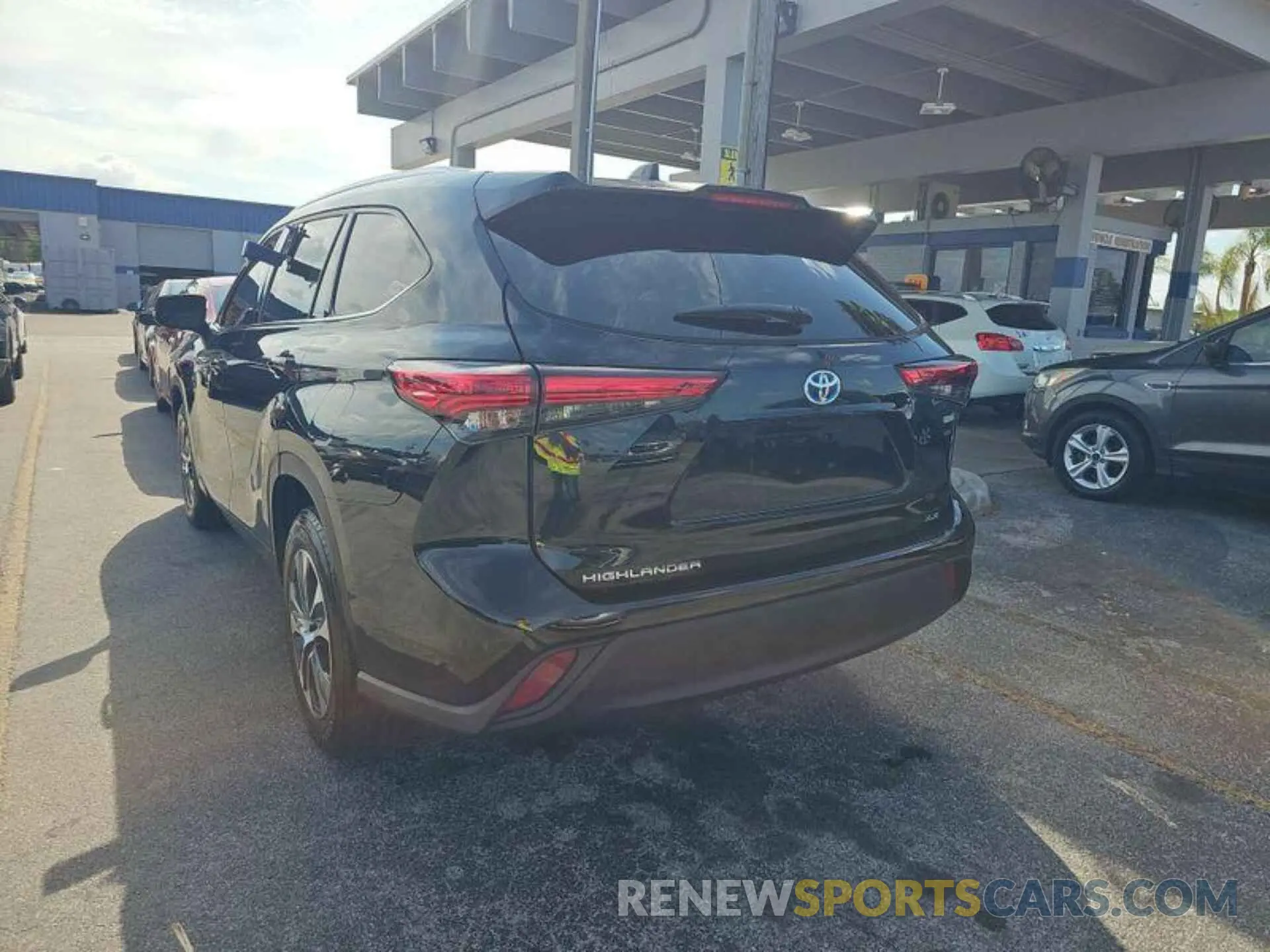 4 fotografías del automóvil dañado 5TDHARAH6MS012049 TOYOTA HIGHLANDER 2021