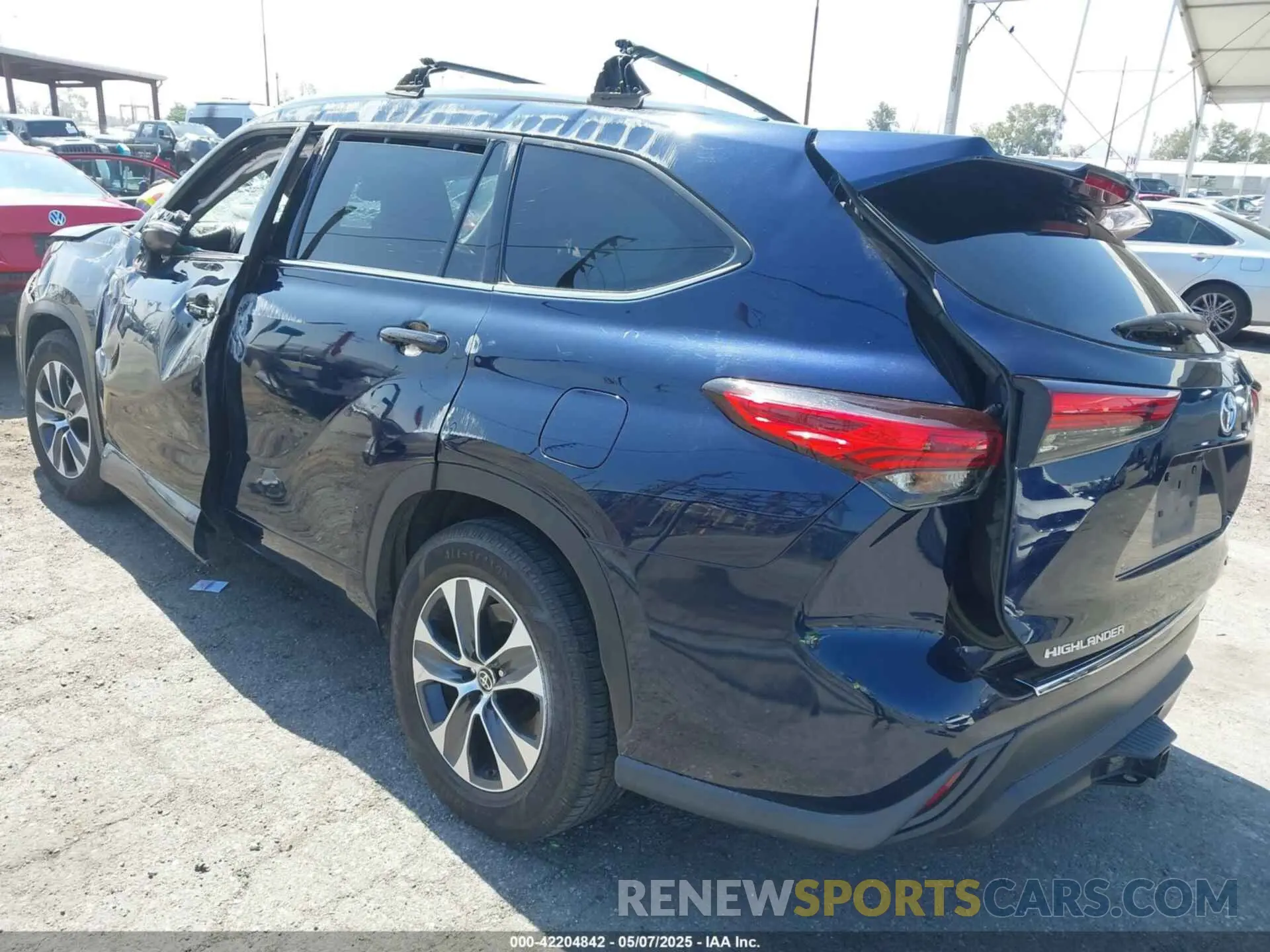 3 fotografías del automóvil dañado 5TDHARAH9MS509001 TOYOTA HIGHLANDER 2021