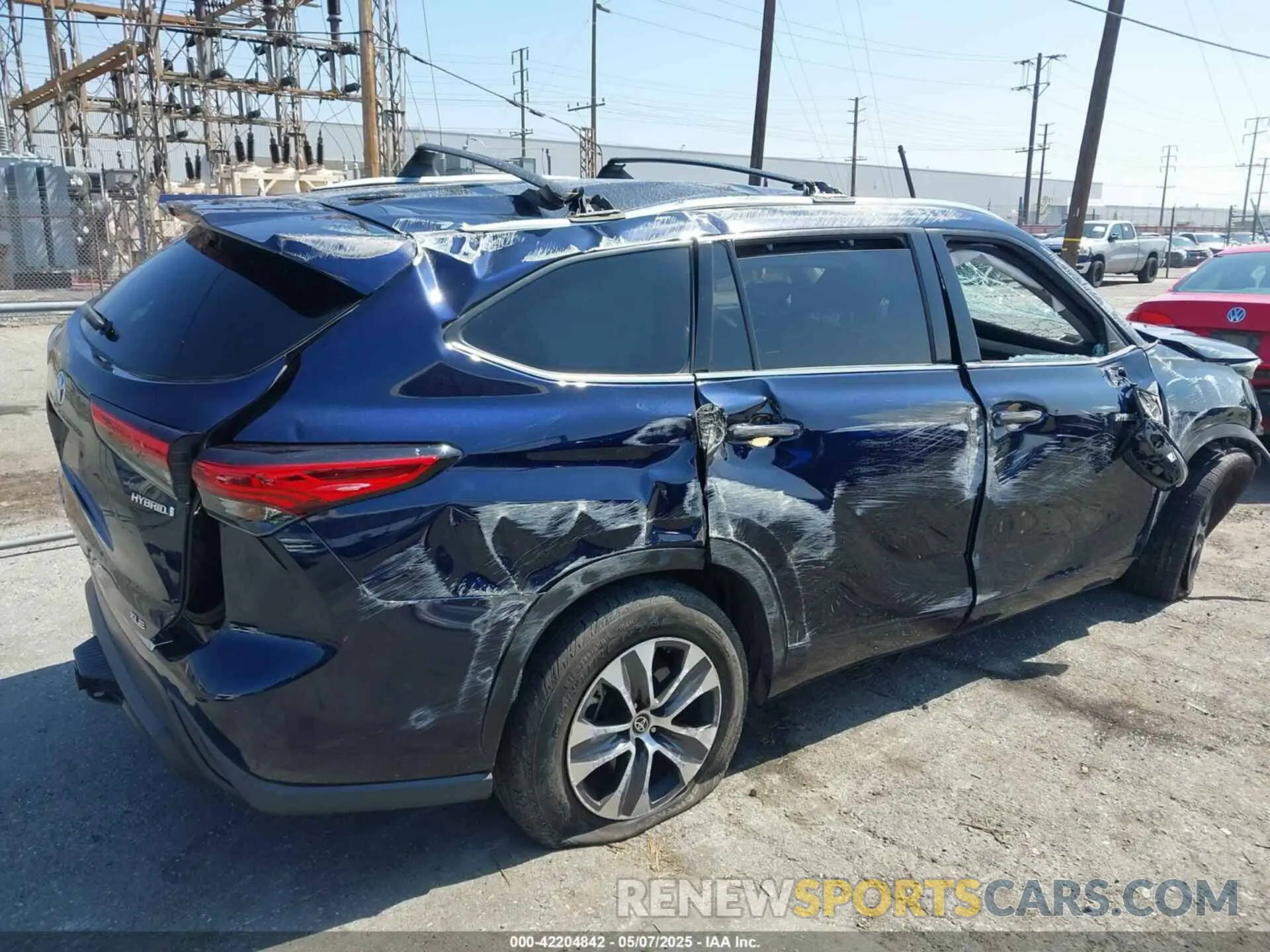 4 fotografías del automóvil dañado 5TDHARAH9MS509001 TOYOTA HIGHLANDER 2021