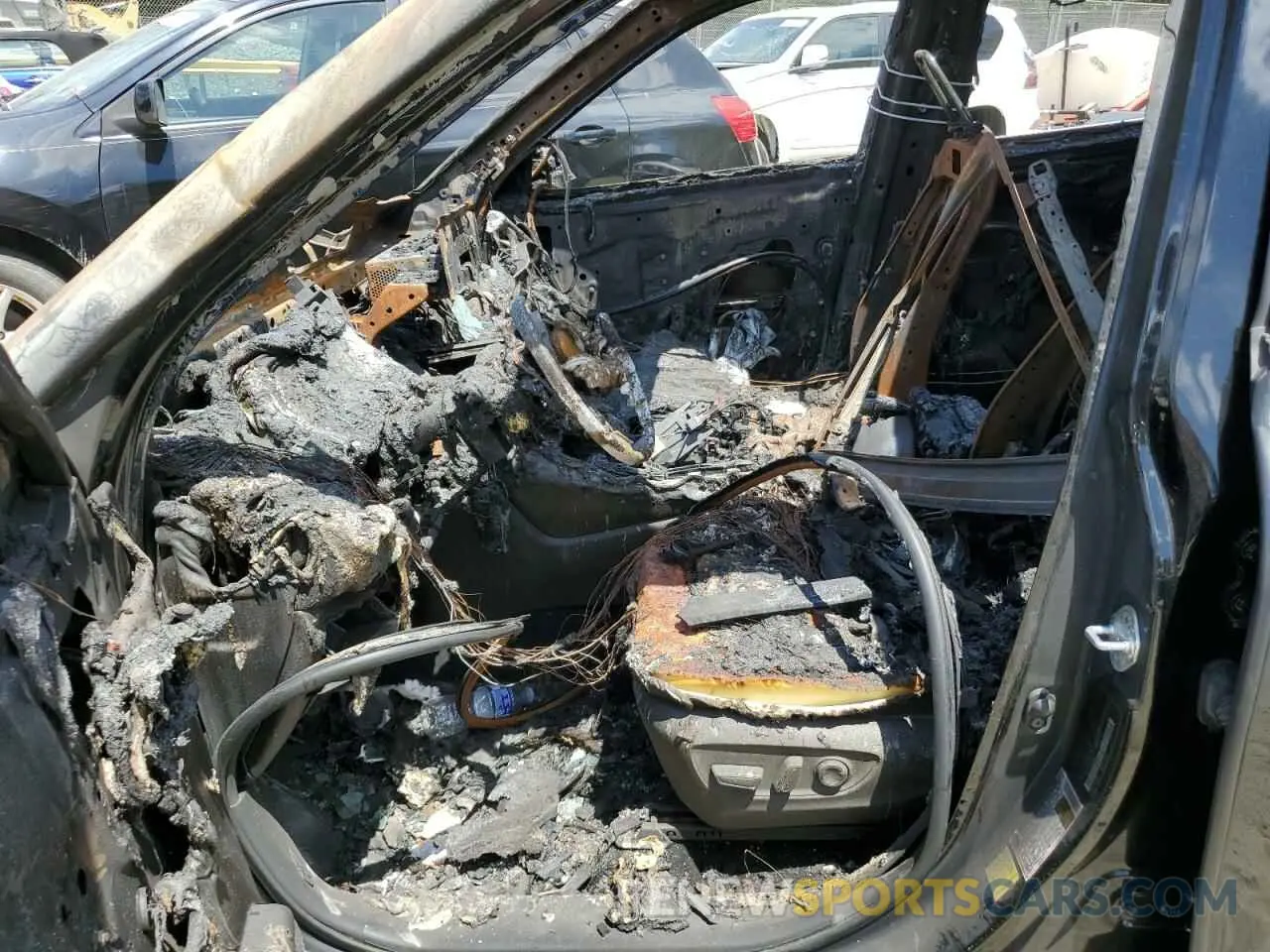 7 fotografías del automóvil dañado 5TDHBRCH1MS028122 TOYOTA HIGHLANDER 2021