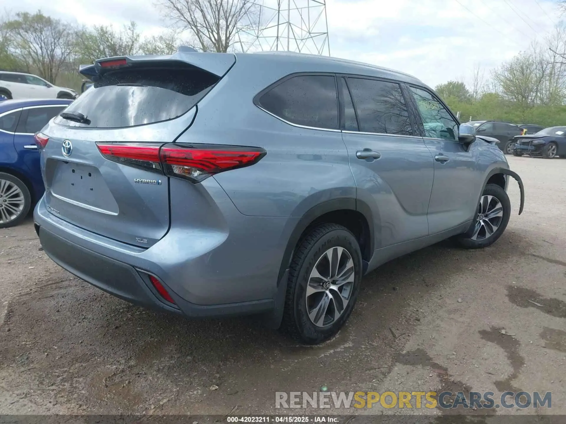 4 fotografías del automóvil dañado 5TDHBRCH2MS029022 TOYOTA HIGHLANDER 2021