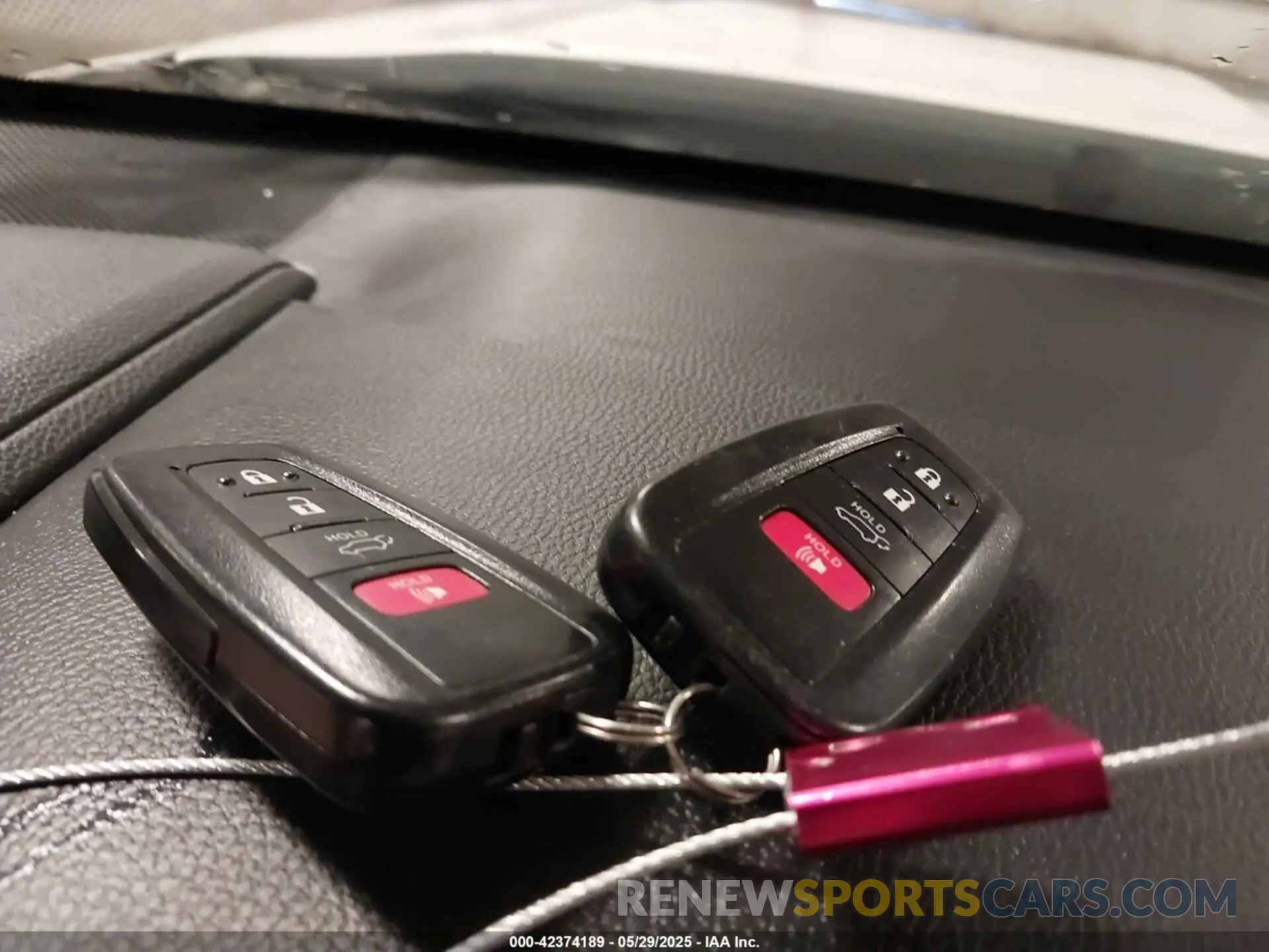 11 fotografías del automóvil dañado 5TDHBRCH2MS515572 TOYOTA HIGHLANDER 2021