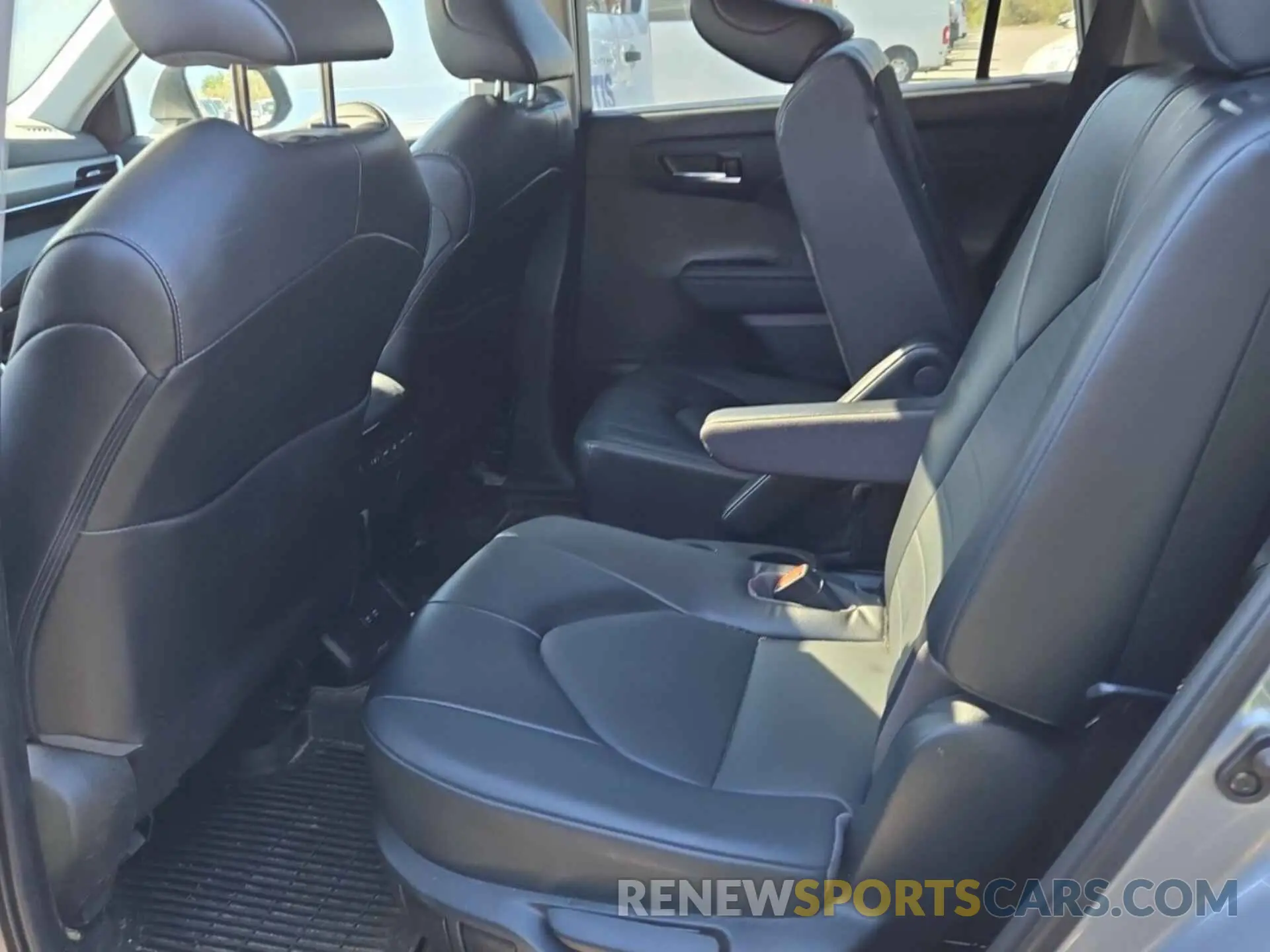 13 fotografías del automóvil dañado 5TDHBRCH3MS069349 TOYOTA HIGHLANDER 2021