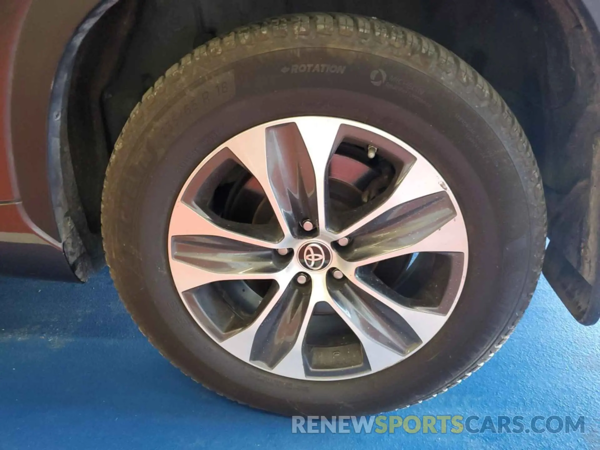 7 fotografías del automóvil dañado 5TDHBRCH5MS067330 TOYOTA HIGHLANDER 2021