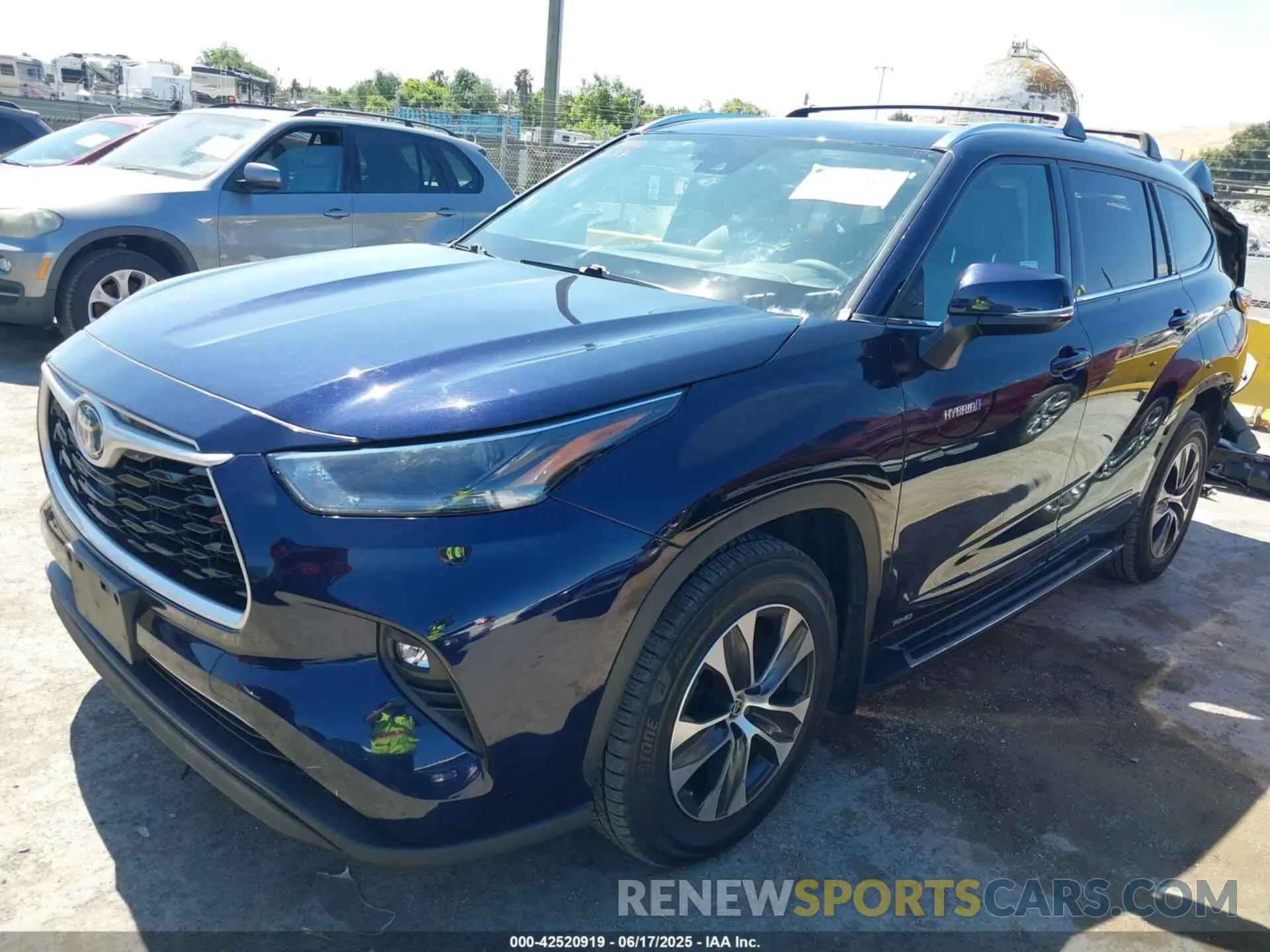 2 fotografías del automóvil dañado 5TDHBRCH6MS516952 TOYOTA HIGHLANDER 2021