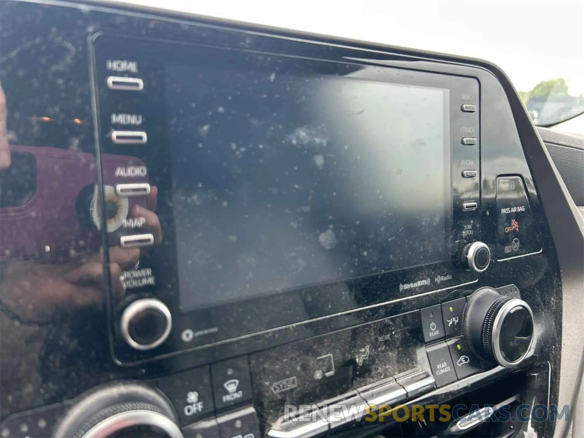 4 fotografías del automóvil dañado 5TDHBRCH7MS535638 TOYOTA HIGHLANDER 2021
