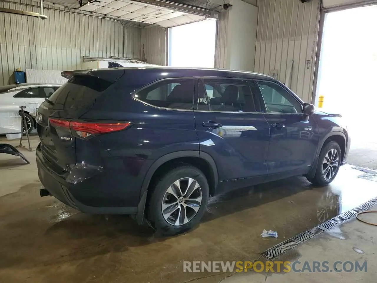 3 fotografías del automóvil dañado 5TDHBRCH8MS519156 TOYOTA HIGHLANDER 2021