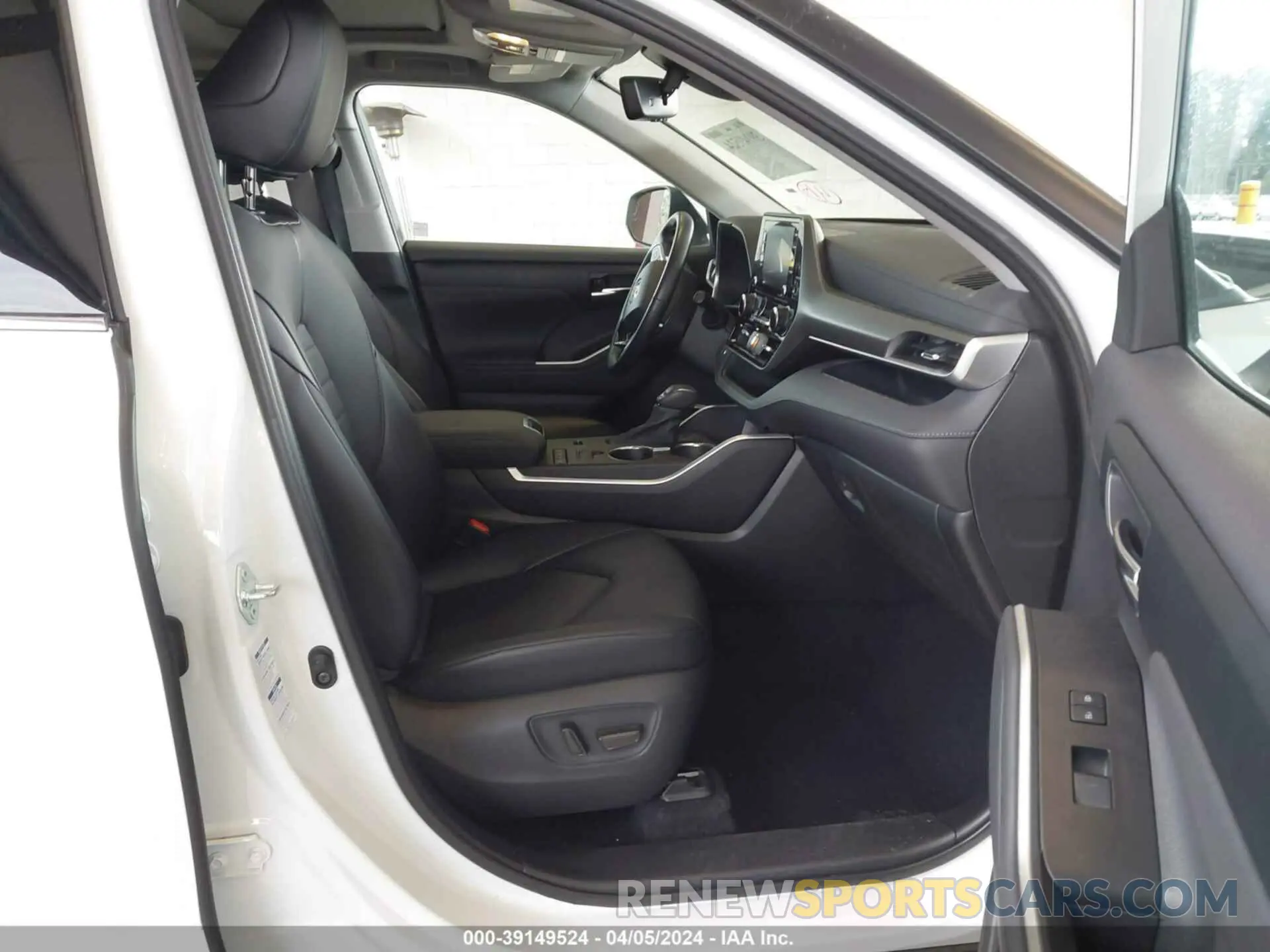 5 fotografías del automóvil dañado 5TDHBRCHXMS521233 TOYOTA HIGHLANDER 2021