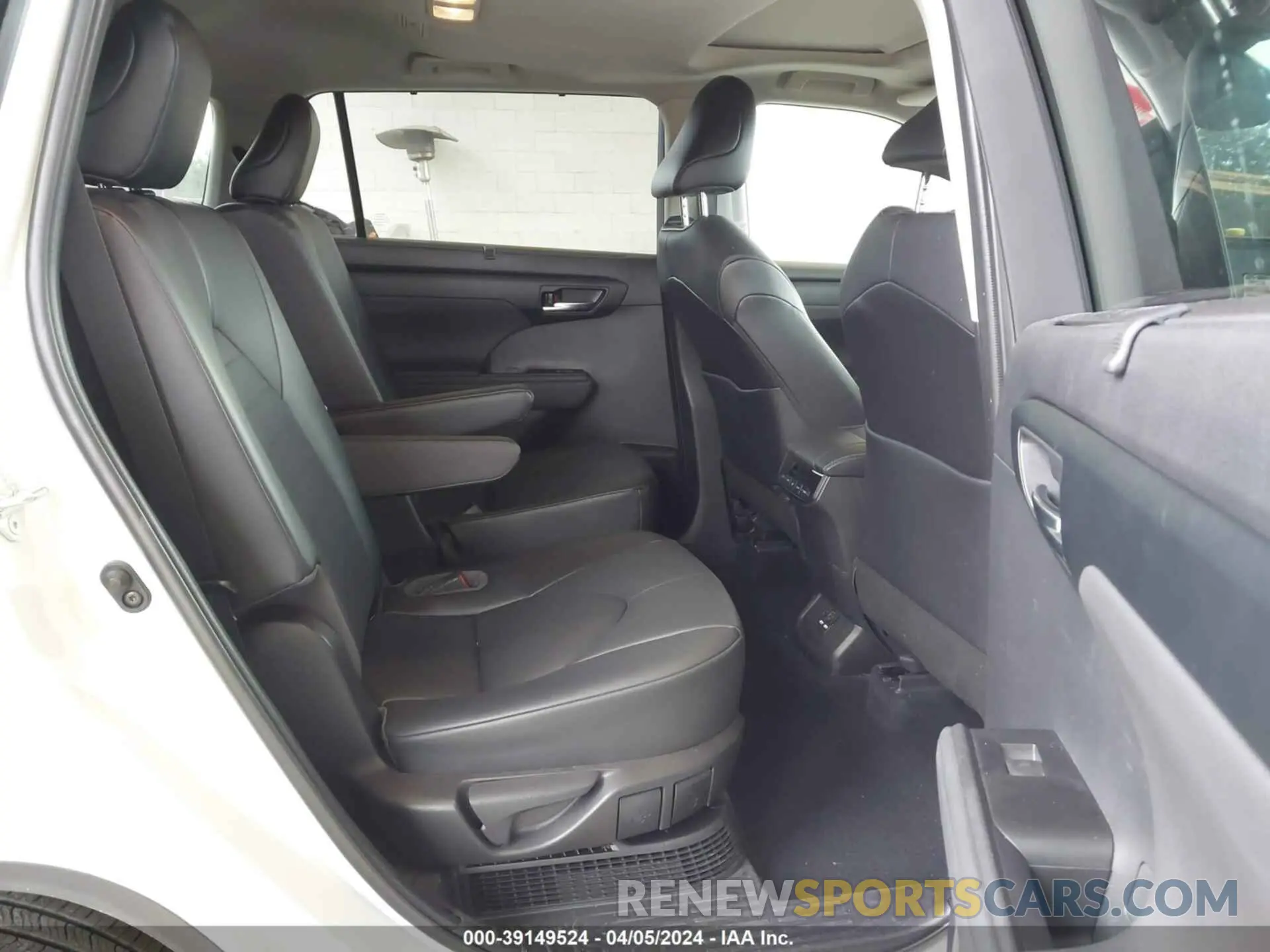 8 fotografías del automóvil dañado 5TDHBRCHXMS521233 TOYOTA HIGHLANDER 2021