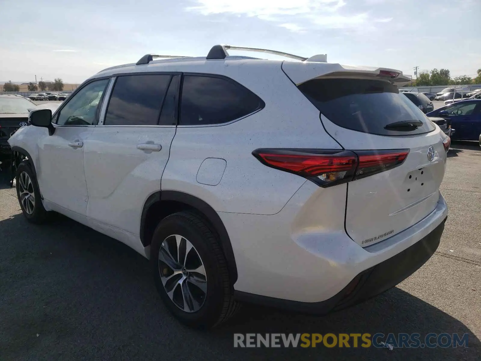3 fotografías del automóvil dañado 5TDHZRAH1MS034937 TOYOTA HIGHLANDER 2021