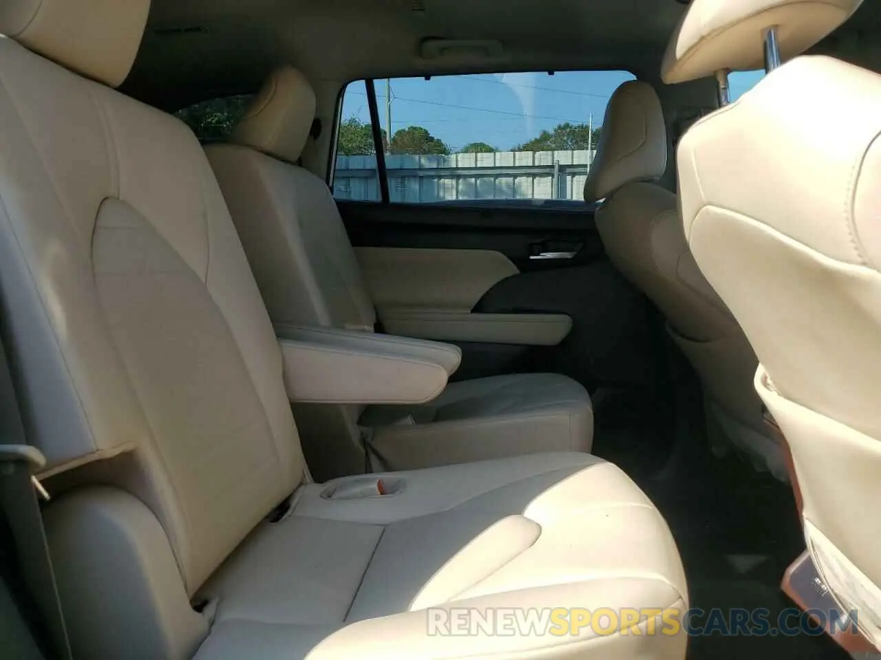 11 fotografías del automóvil dañado 5TDHZRAH4MS514440 TOYOTA HIGHLANDER 2021