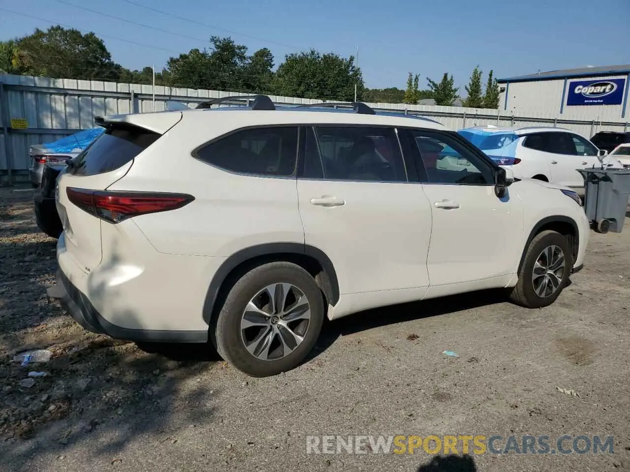 3 fotografías del automóvil dañado 5TDHZRAH4MS514440 TOYOTA HIGHLANDER 2021