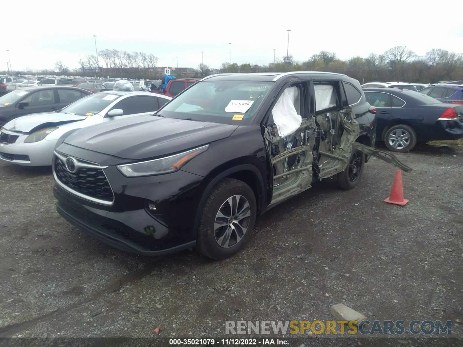 2 fotografías del automóvil dañado 5TDHZRAH6MS058098 TOYOTA HIGHLANDER 2021