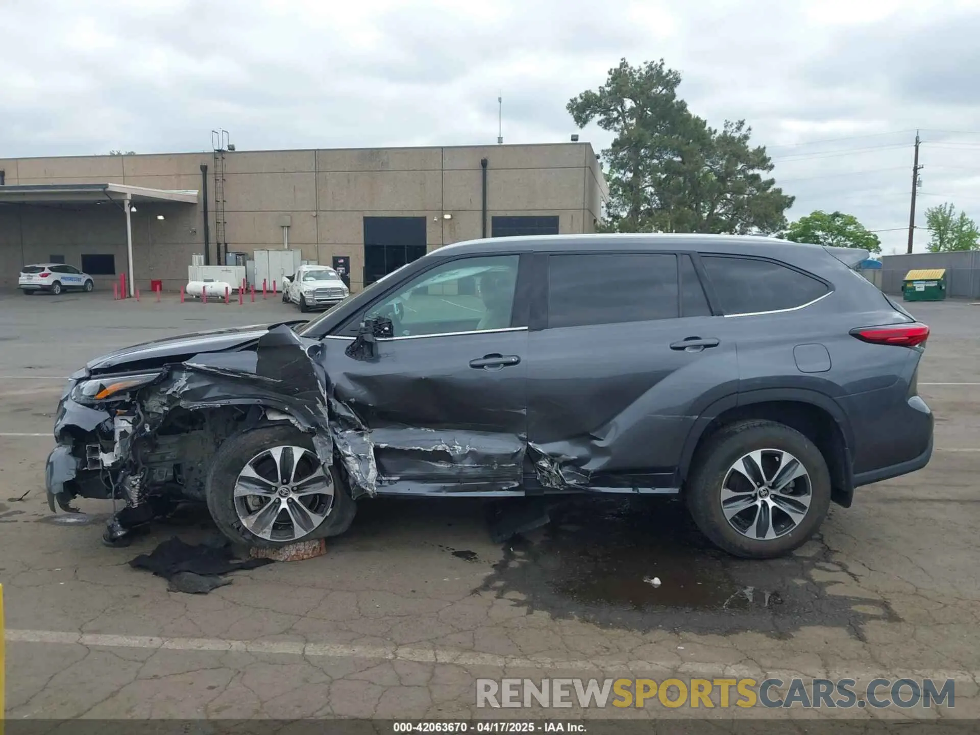 14 fotografías del automóvil dañado 5TDHZRBH2MS065077 TOYOTA HIGHLANDER 2021