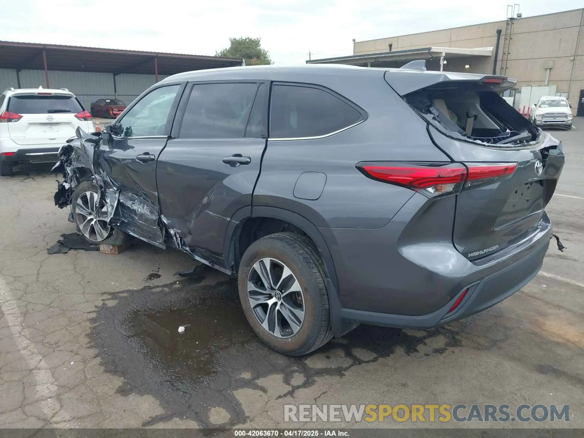 3 fotografías del automóvil dañado 5TDHZRBH2MS065077 TOYOTA HIGHLANDER 2021