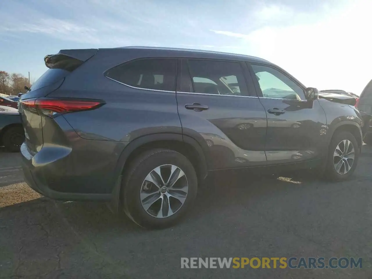 3 fotografías del automóvil dañado 5TDHZRBH2MS545345 TOYOTA HIGHLANDER 2021