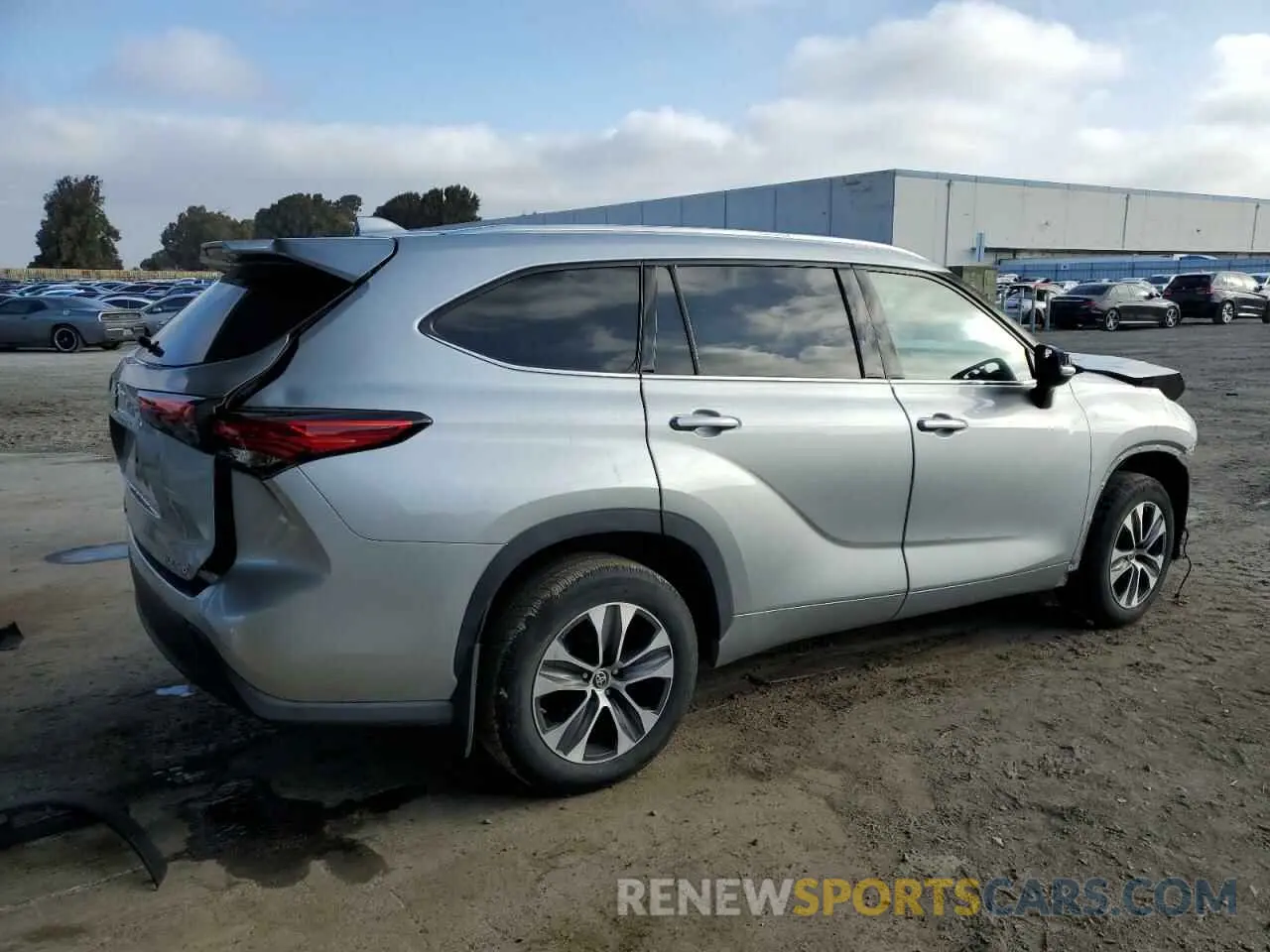 3 fotografías del automóvil dañado 5TDHZRBH2MS555177 TOYOTA HIGHLANDER 2021