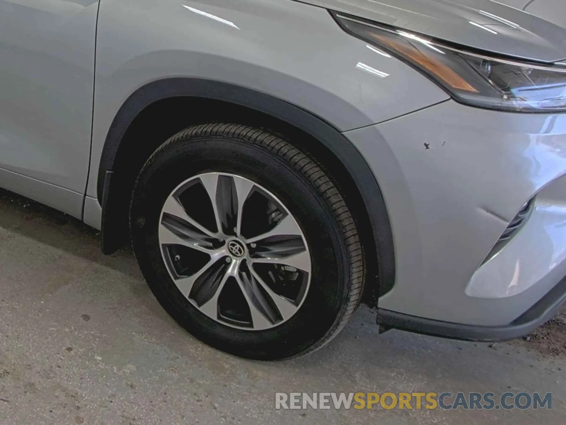 18 fotografías del automóvil dañado 5TDHZRBH6MS557997 TOYOTA HIGHLANDER 2021