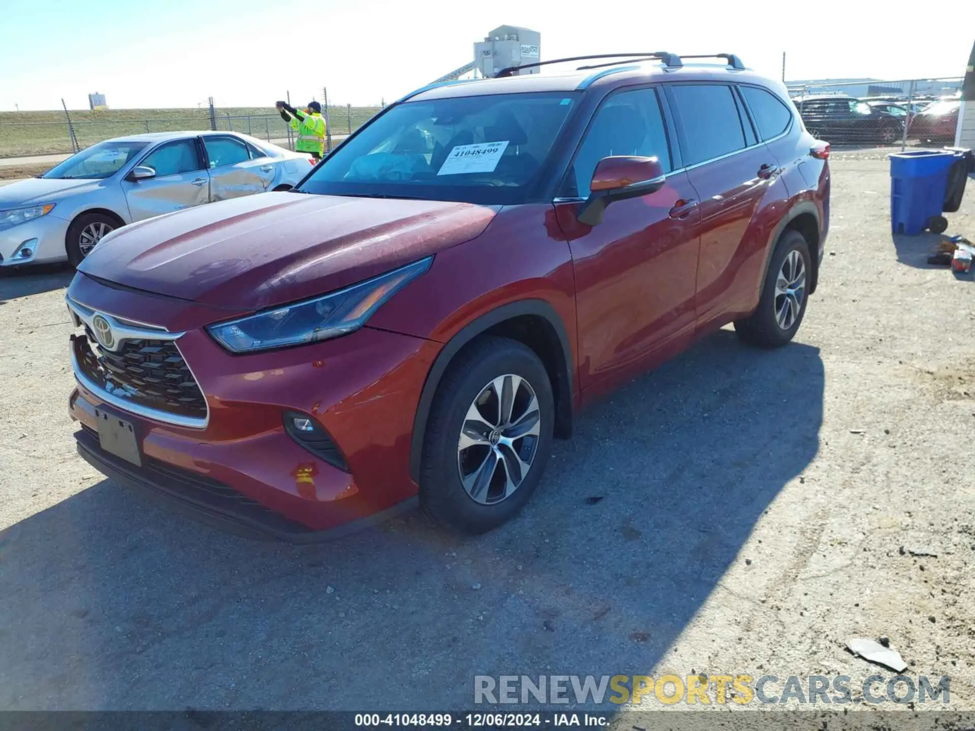 2 fotografías del automóvil dañado 5TDHZRBH7MS559225 TOYOTA HIGHLANDER 2021