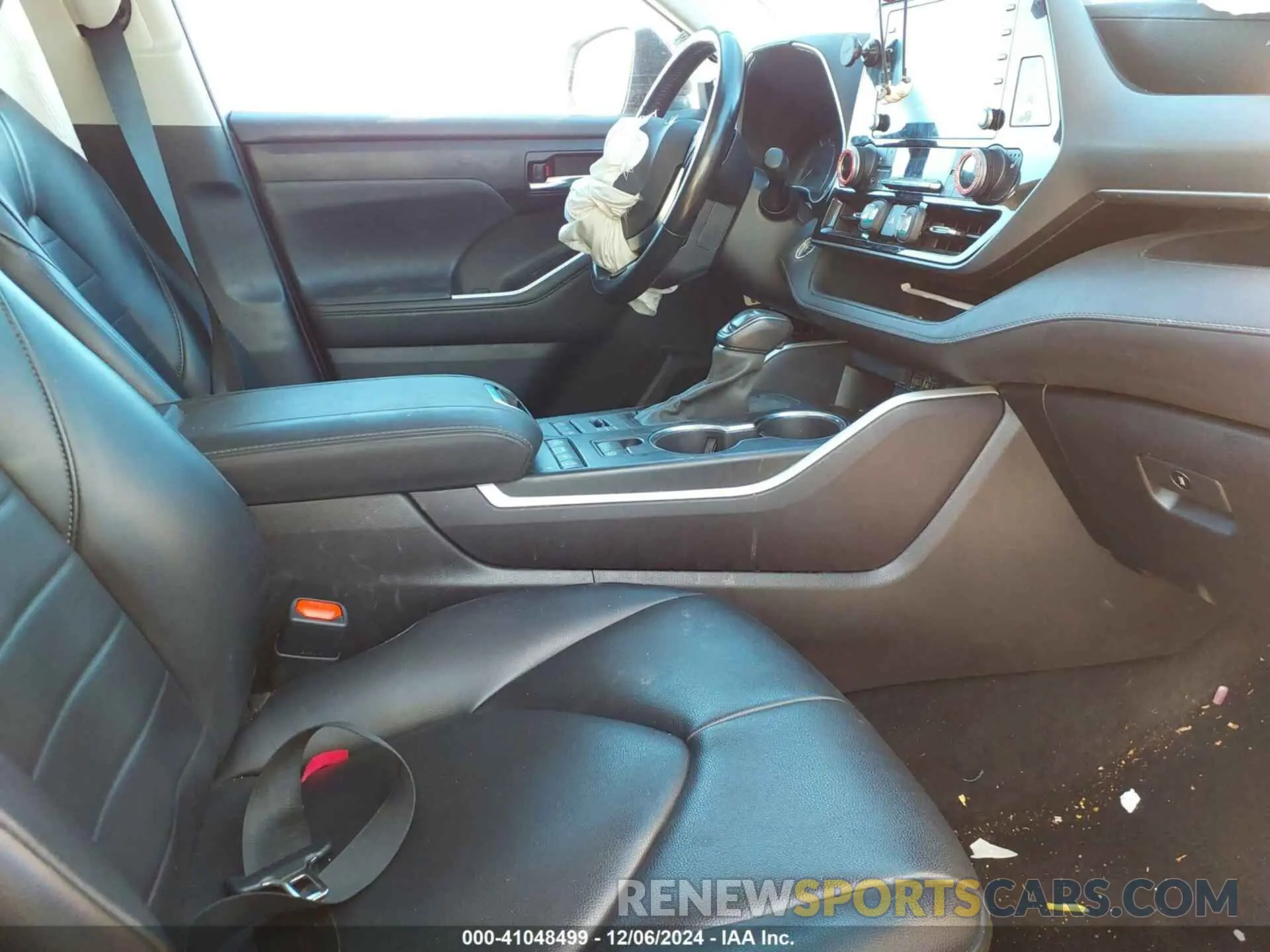 5 fotografías del automóvil dañado 5TDHZRBH7MS559225 TOYOTA HIGHLANDER 2021