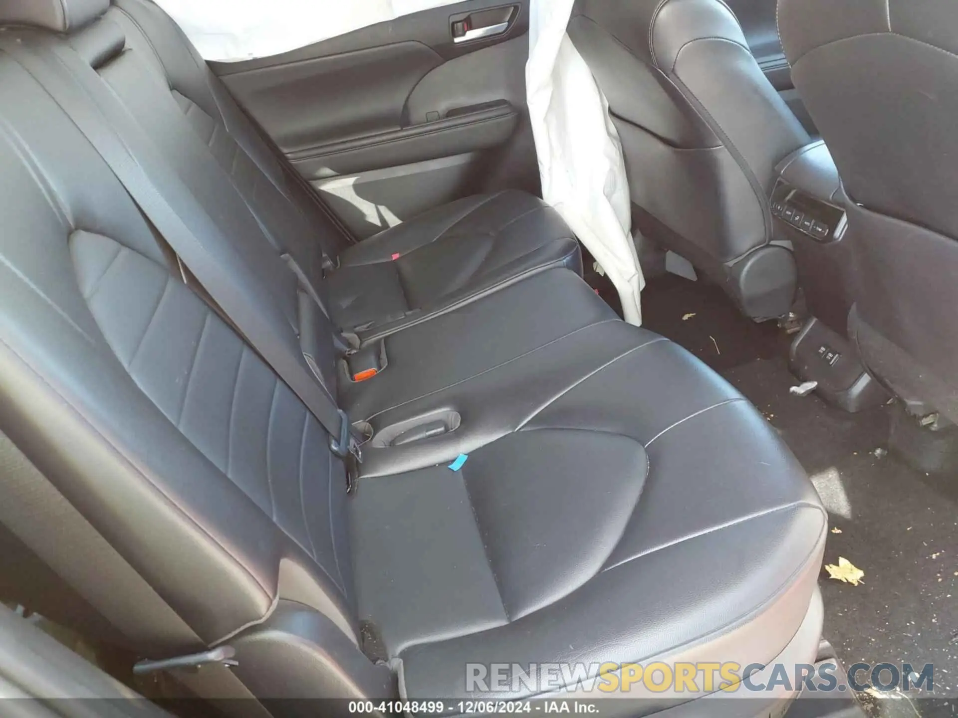 8 fotografías del automóvil dañado 5TDHZRBH7MS559225 TOYOTA HIGHLANDER 2021