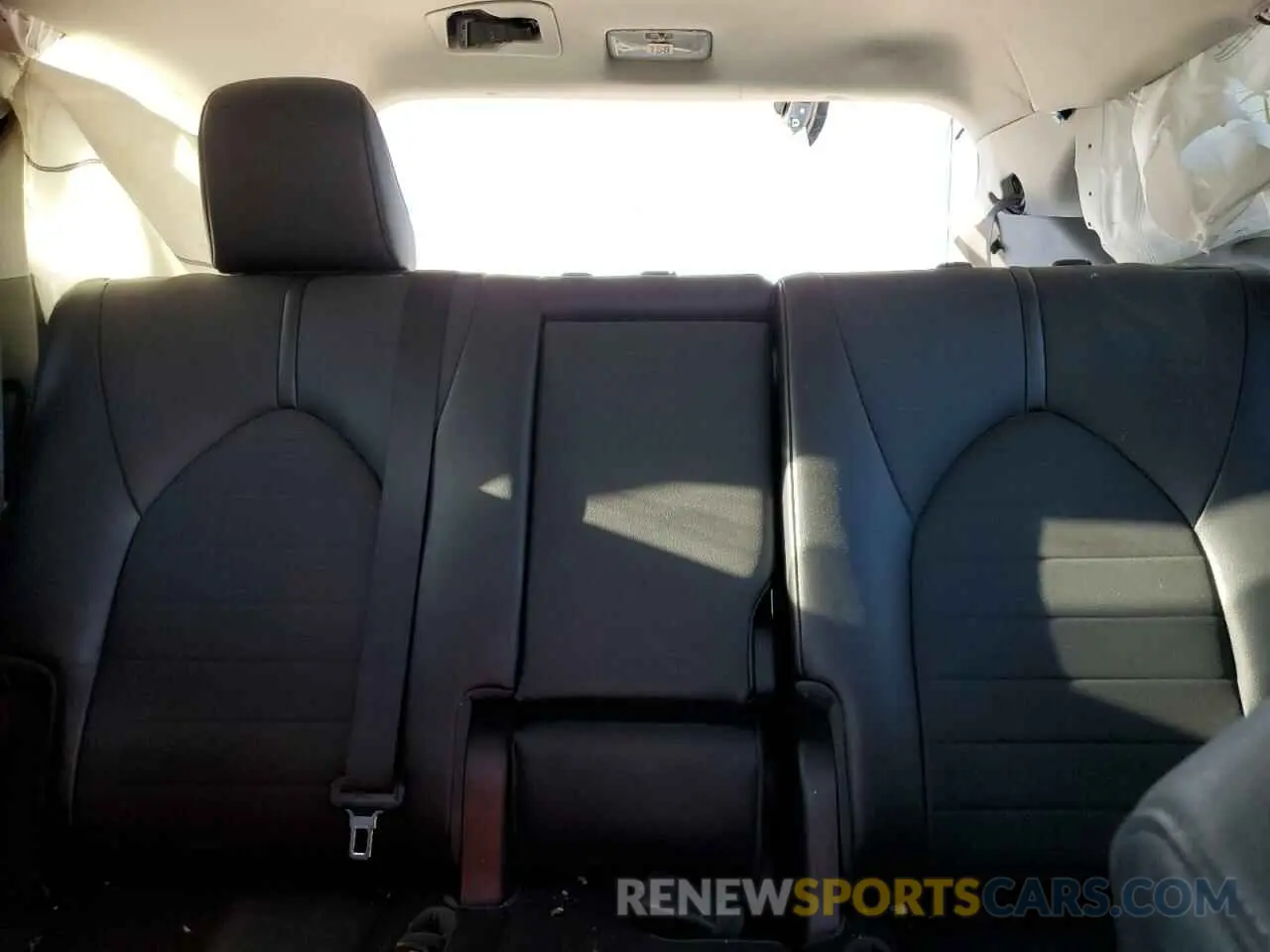 10 fotografías del automóvil dañado 5TDHZRBH9MS111200 TOYOTA HIGHLANDER 2021