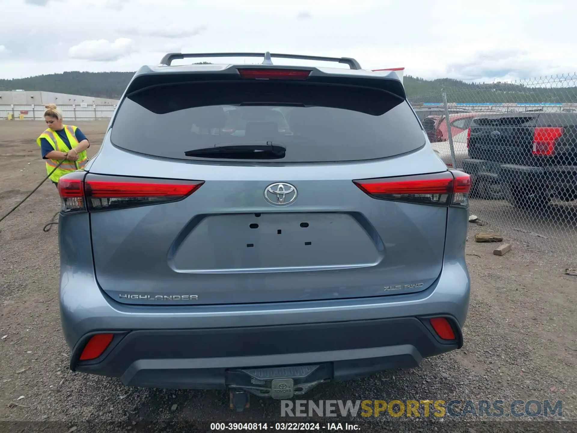 17 fotografías del automóvil dañado 5TDHZRBH9MS150885 TOYOTA HIGHLANDER 2021