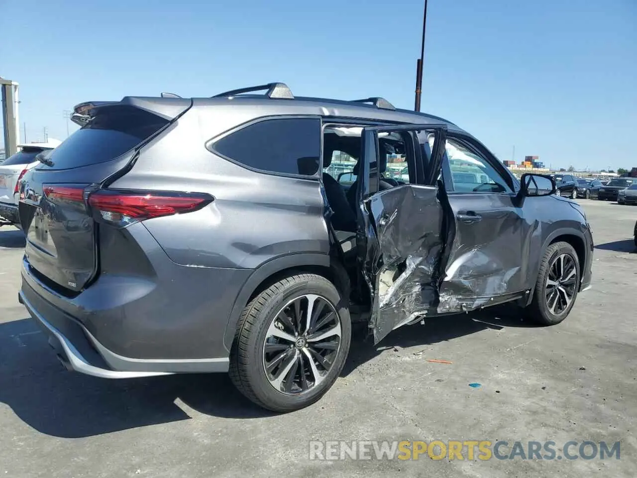 3 fotografías del automóvil dañado 5TDJZRAH7MS059973 TOYOTA HIGHLANDER 2021