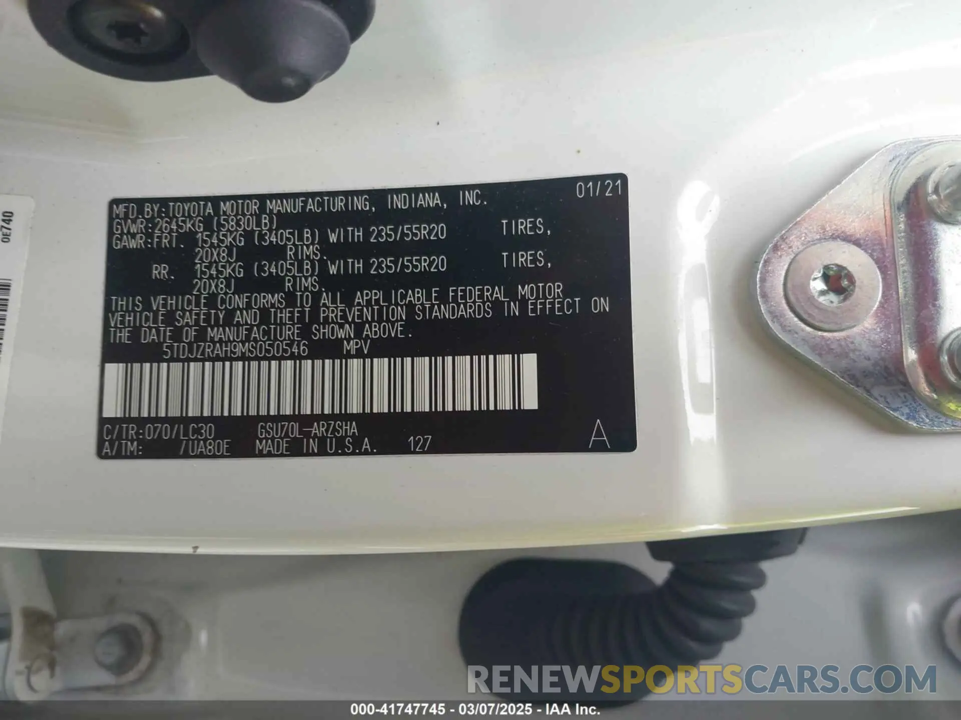 9 fotografías del automóvil dañado 5TDJZRAH9MS050546 TOYOTA HIGHLANDER 2021