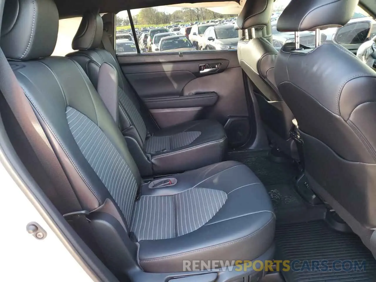 11 fotografías del automóvil dañado 5TDJZRBH0MS105481 TOYOTA HIGHLANDER 2021