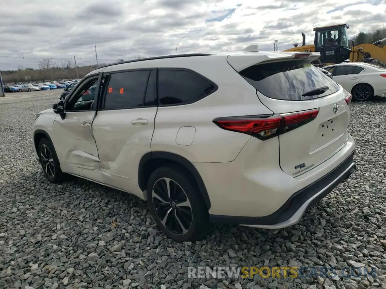 2 fotografías del automóvil dañado 5TDJZRBH1MS100404 TOYOTA HIGHLANDER 2021