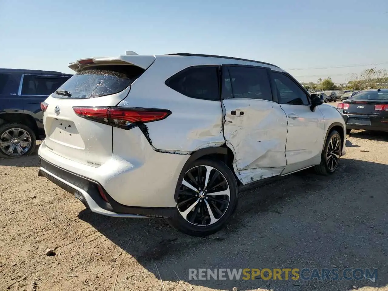 3 fotografías del automóvil dañado 5TDJZRBH3MS068586 TOYOTA HIGHLANDER 2021