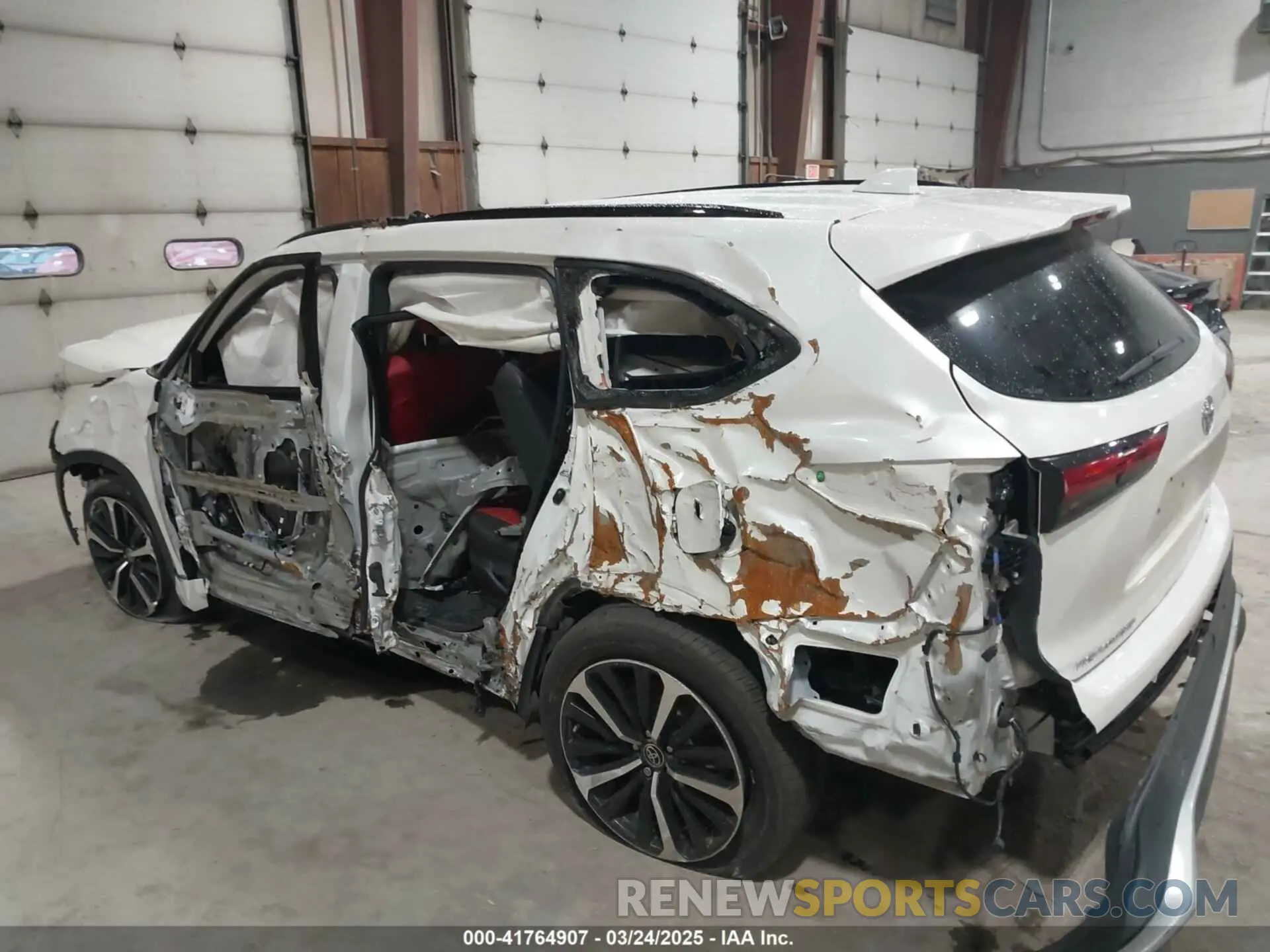 13 fotografías del automóvil dañado 5TDJZRBH3MS096534 TOYOTA HIGHLANDER 2021