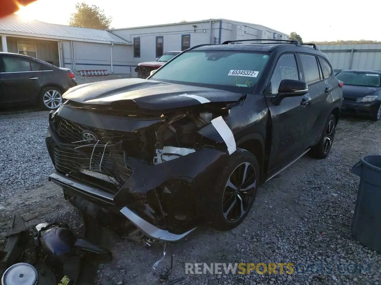2 fotografías del automóvil dañado 5TDJZRBH5MS078200 TOYOTA HIGHLANDER 2021