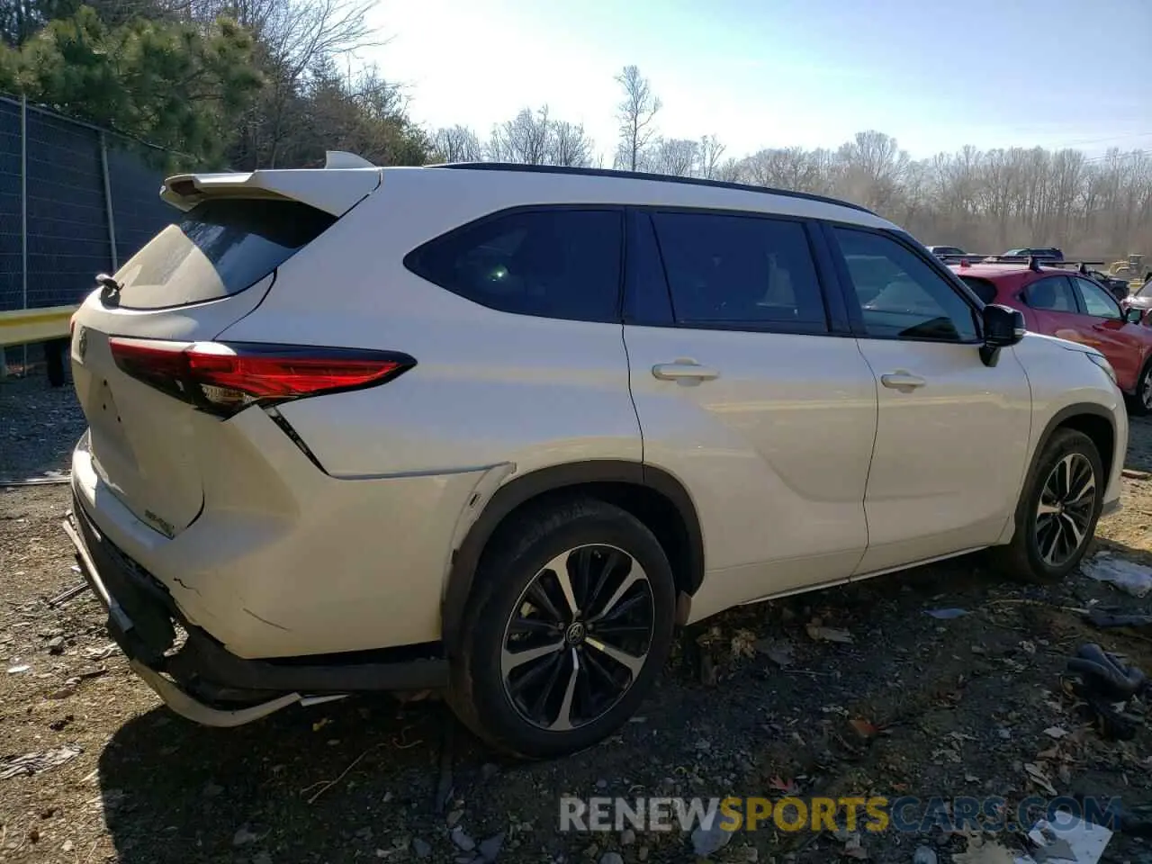 3 fotografías del automóvil dañado 5TDJZRBH9MS128001 TOYOTA HIGHLANDER 2021